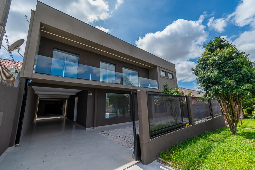 Foto 1 de Casa com 4 Quartos à venda, 286m² em Jardim das Américas, Curitiba