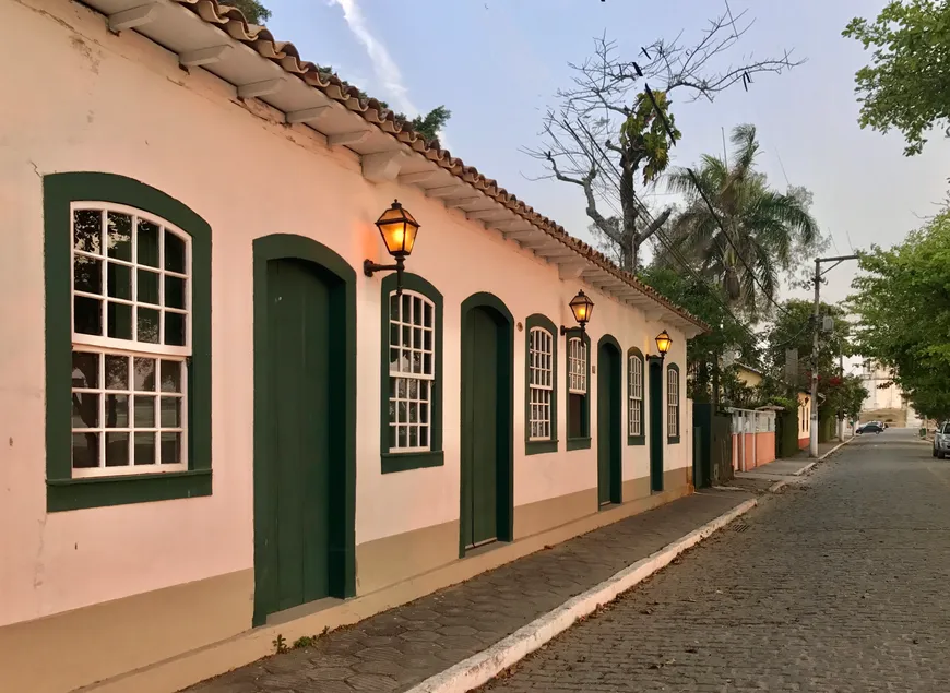 Foto 1 de Casa com 6 Quartos à venda, 730m² em Barra de São João, Casimiro de Abreu