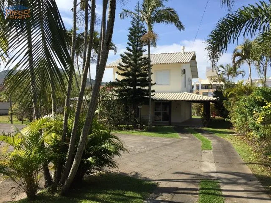 Foto 1 de Casa com 4 Quartos à venda, 251m² em Cachoeira do Bom Jesus, Florianópolis