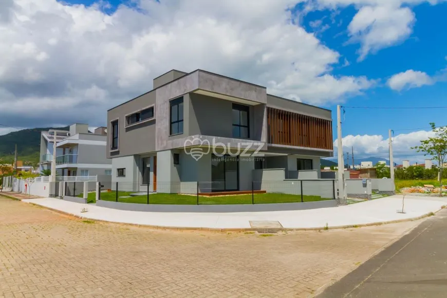 Foto 1 de Casa de Condomínio com 3 Quartos à venda, 140m² em Ribeirão da Ilha, Florianópolis