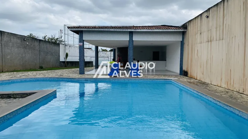 Foto 1 de Casa de Condomínio com 4 Quartos à venda, 150m² em Serraria Brasil, Feira de Santana