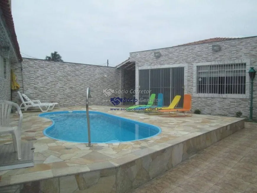 Foto 1 de Casa com 3 Quartos à venda, 300m² em Balneario Flórida Mirim, Mongaguá