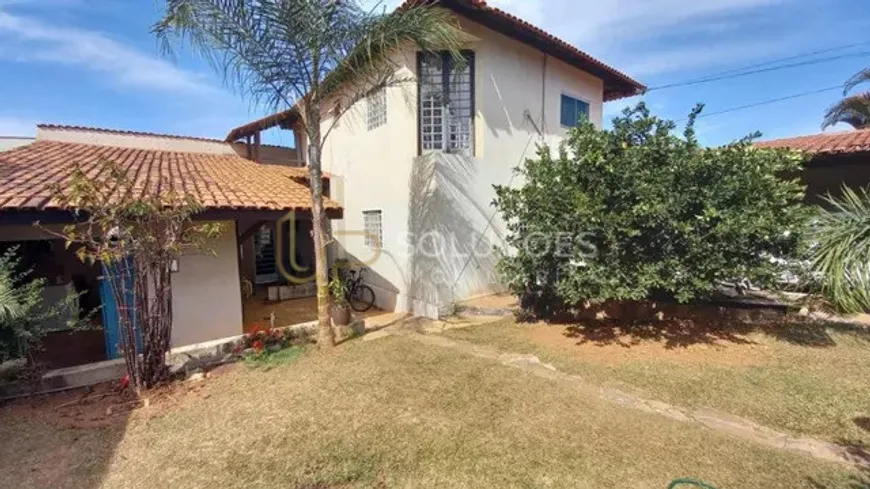 Foto 1 de Casa de Condomínio com 5 Quartos à venda, 318m² em Grande Colorado, Brasília