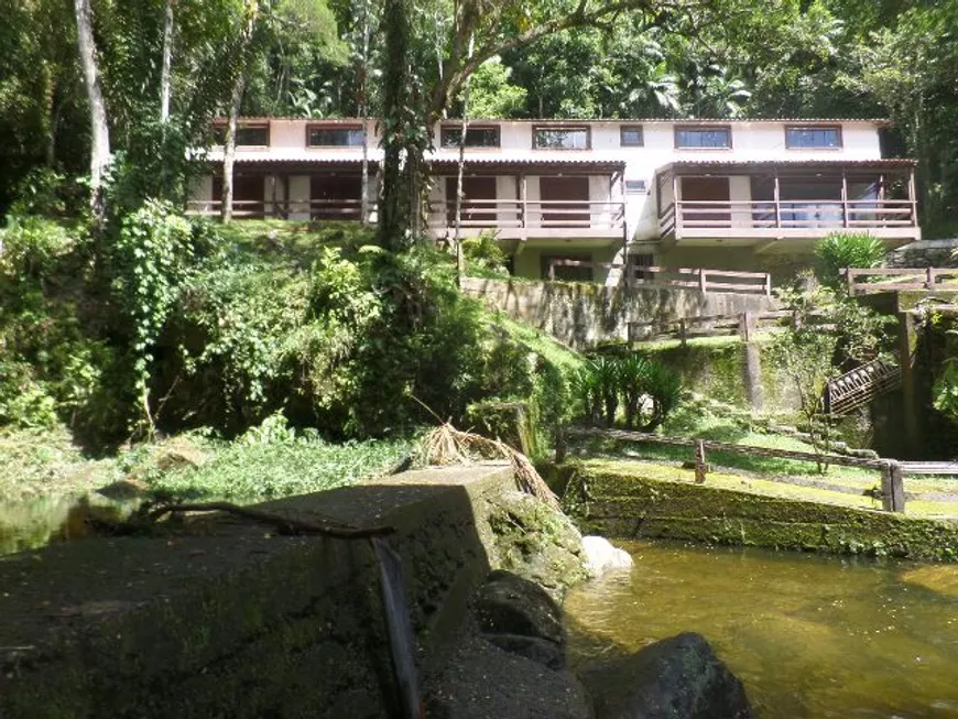 Foto 1 de Fazenda/Sítio com 5 Quartos à venda, 230m² em Albuquerque, Teresópolis