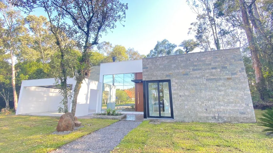 Foto 1 de Casa com 4 Quartos à venda, 225m² em Lago Negro, Gramado