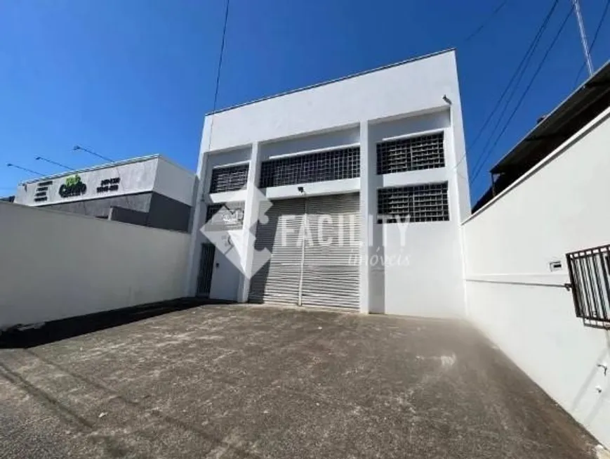 Foto 1 de Galpão/Depósito/Armazém para venda ou aluguel, 320m² em Jardim Flamboyant, Campinas