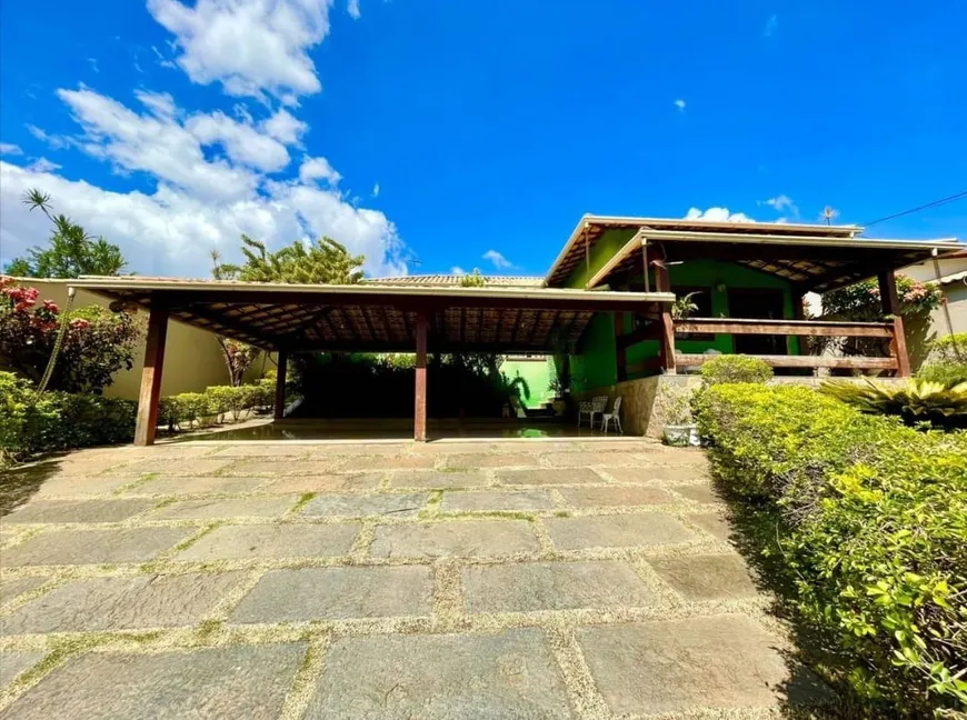 Foto 1 de Casa com 5 Quartos à venda, 301m² em São Luíz, Belo Horizonte