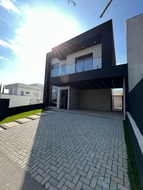 Foto 1 de Casa com 3 Quartos à venda, 228m² em Mogi Moderno, Mogi das Cruzes