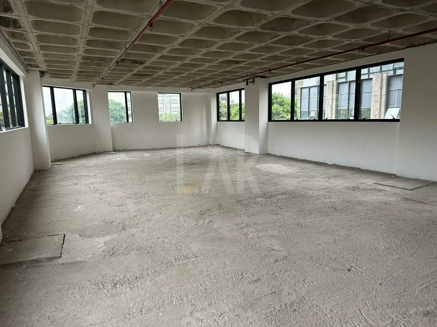 Foto 1 de Sala Comercial à venda, 142m² em Santa Efigênia, Belo Horizonte