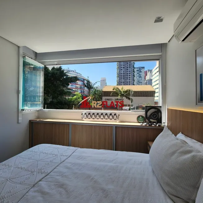 Foto 1 de Apartamento com 1 Quarto à venda, 40m² em Vila Olímpia, São Paulo
