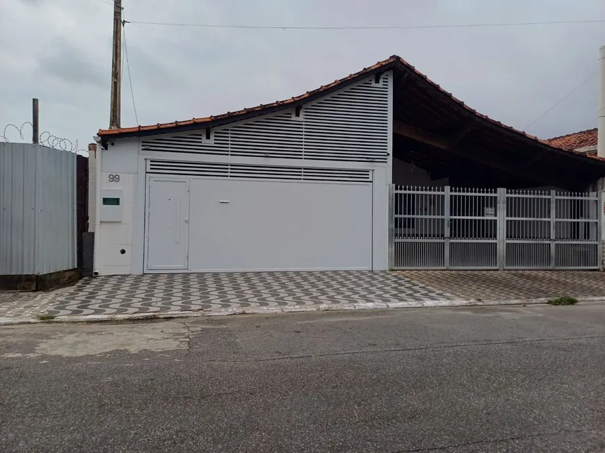 Foto 1 de Casa com 2 Quartos à venda, 95m² em Vila Caicara, Praia Grande