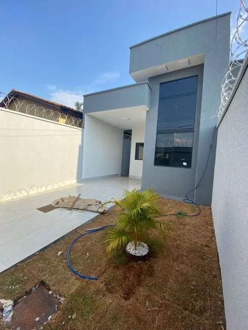 Foto 1 de Casa com 3 Quartos à venda, 102m² em Residencial Pilar dos Sonhos, Goiânia