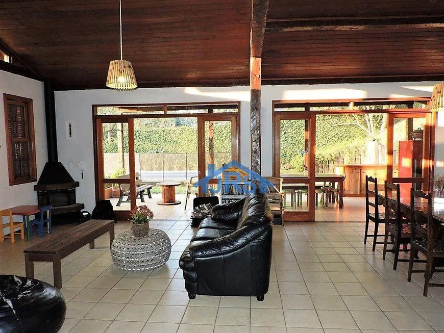 Foto 1 de Casa de Condomínio com 3 Quartos à venda, 330m² em Vila Diva, Carapicuíba