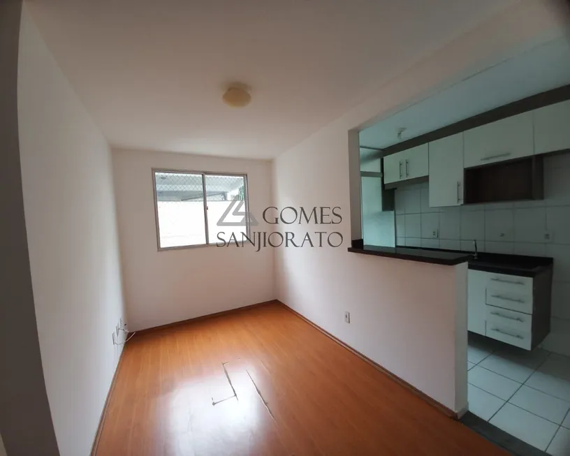 Foto 1 de Apartamento com 2 Quartos à venda, 44m² em Parque São Vicente, Mauá