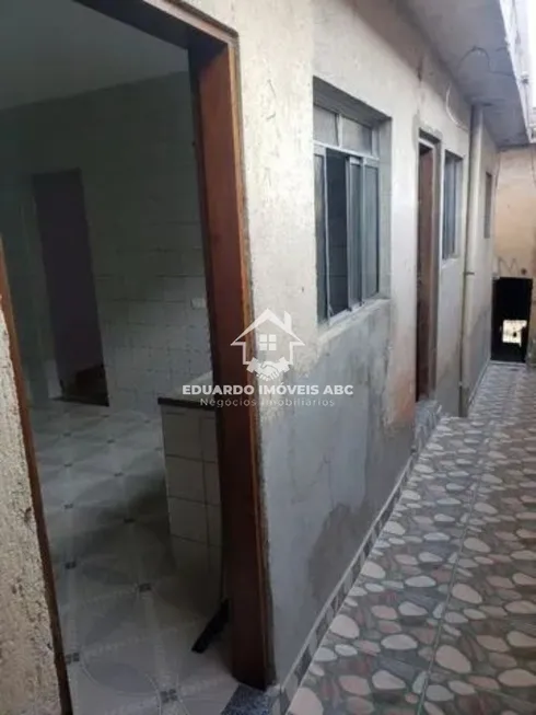 Foto 1 de Casa com 1 Quarto para alugar, 30m² em Eldorado, Diadema