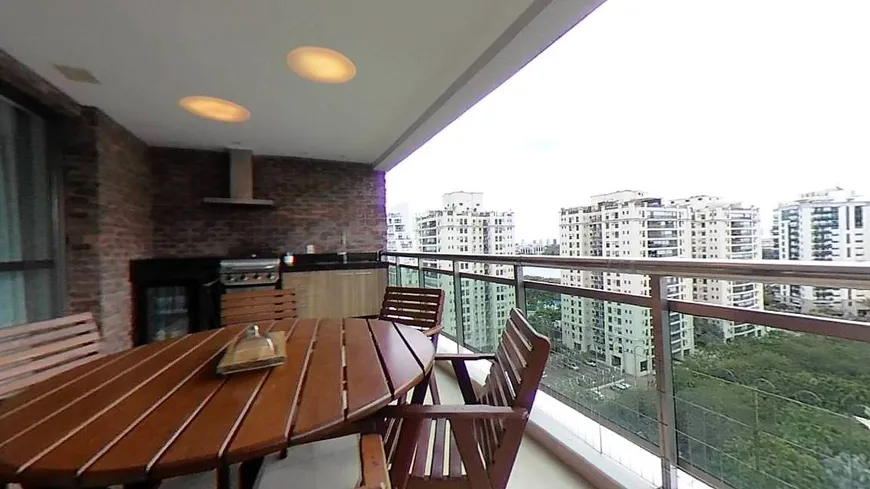 Foto 1 de Apartamento com 4 Quartos para alugar, 376m² em Peninsula, Rio de Janeiro