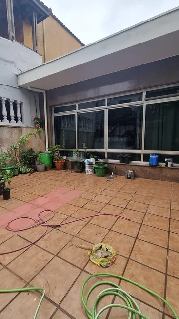 Foto 1 de Casa com 3 Quartos para alugar, 200m² em Taboão, São Bernardo do Campo