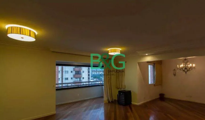 Foto 1 de Apartamento com 3 Quartos à venda, 245m² em Vila Suzana, São Paulo