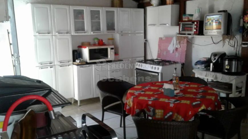 Casa - Padrão - Conjunto Habitacional Cristo Rei - São José do Rio Preto R$  250.000,00. Cód.: 11332