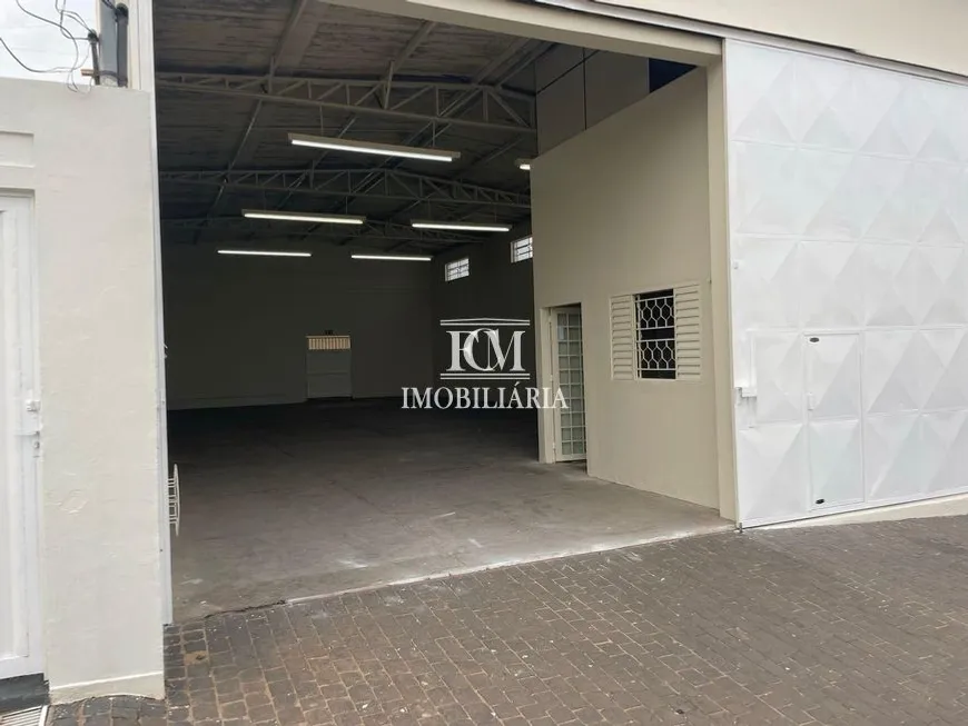 Foto 1 de para alugar, 230m² em Custódio Pereira, Uberlândia