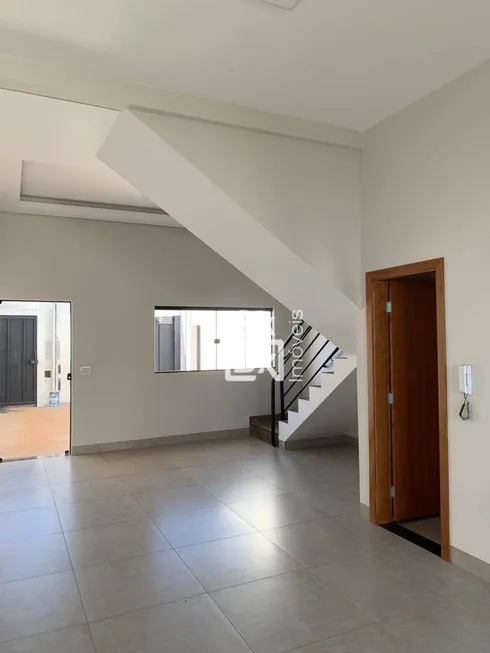 Foto 1 de Casa com 2 Quartos à venda, 105m² em Gávea Sul, Uberlândia