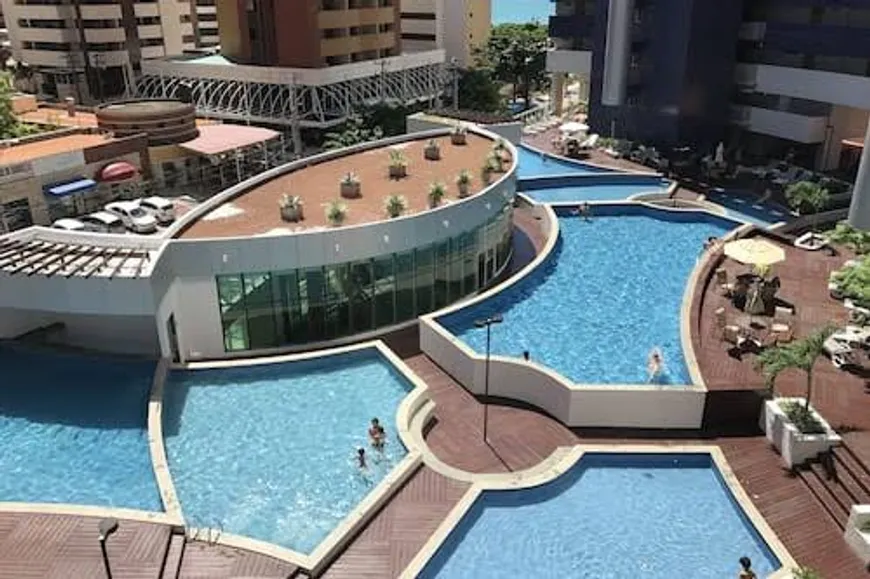 Foto 1 de Apartamento com 2 Quartos à venda, 65m² em Meireles, Fortaleza