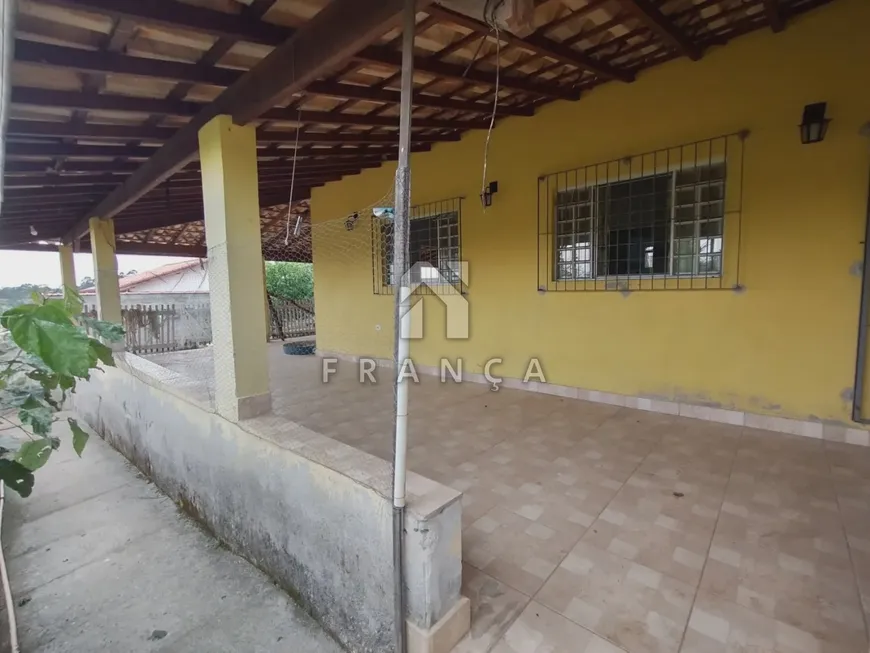 Foto 1 de Casa com 2 Quartos à venda, 60m² em Veraneio Irajá, Jacareí