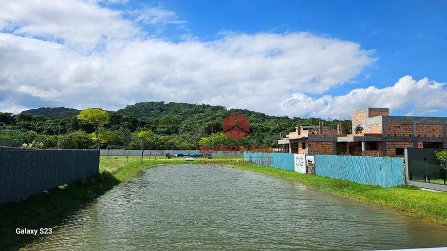 Foto 1 de Casa de Condomínio com 3 Quartos à venda, 160m² em Pedra Branca, Palhoça