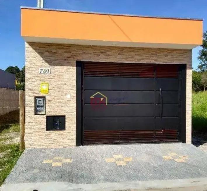 Foto 1 de Casa com 3 Quartos à venda, 110m² em Vila Santos, Caçapava