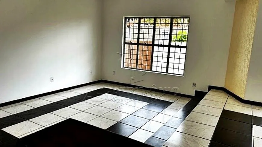 Foto 1 de Casa com 3 Quartos à venda, 270m² em Sao Caetano, Sorocaba