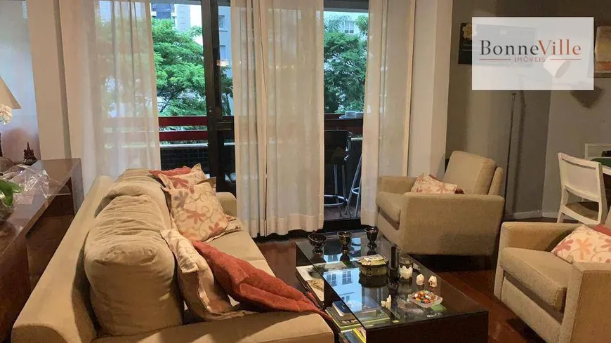 Foto 1 de Apartamento com 3 Quartos para venda ou aluguel, 145m² em Itaim Bibi, São Paulo