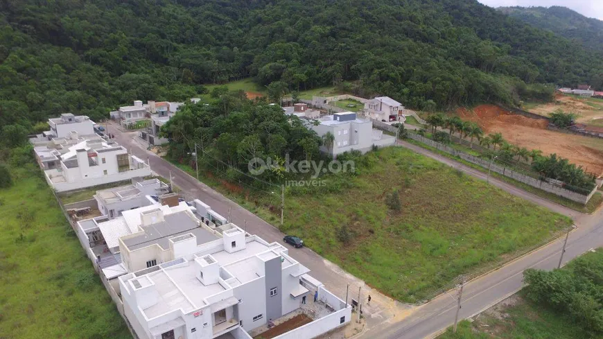 Foto 1 de Lote/Terreno à venda, 373m² em São João Margem Esquerda, Tubarão