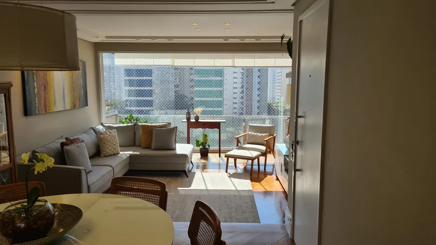 Foto 1 de Apartamento com 3 Quartos à venda, 113m² em Moema, São Paulo