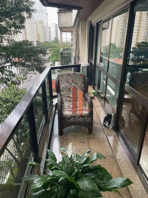 Foto 1 de Apartamento com 3 Quartos à venda, 138m² em Vila Regente Feijó, São Paulo