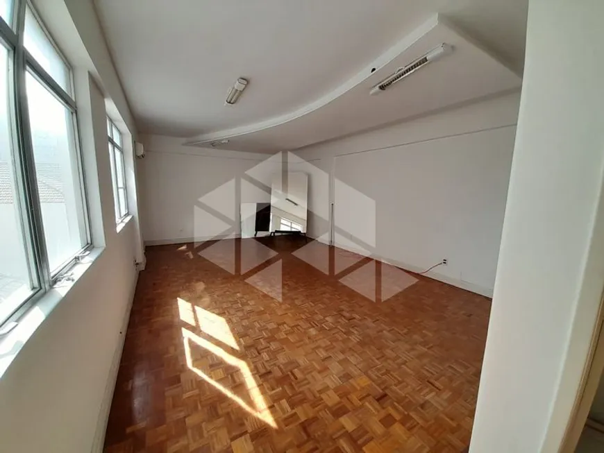 Foto 1 de Sala Comercial para alugar, 40m² em São Geraldo, Porto Alegre