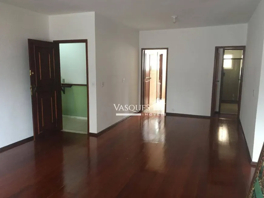 Foto 1 de Apartamento com 3 Quartos à venda, 90m² em Tijuca, Teresópolis
