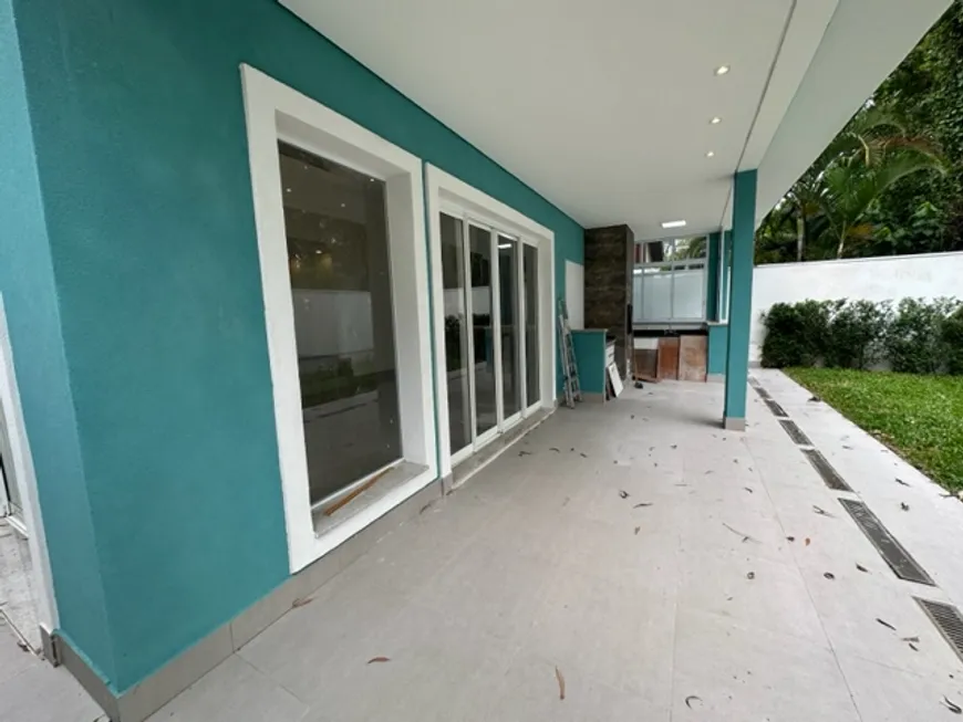 Foto 1 de Casa de Condomínio com 4 Quartos para alugar, 350m² em Alphaville, Santana de Parnaíba