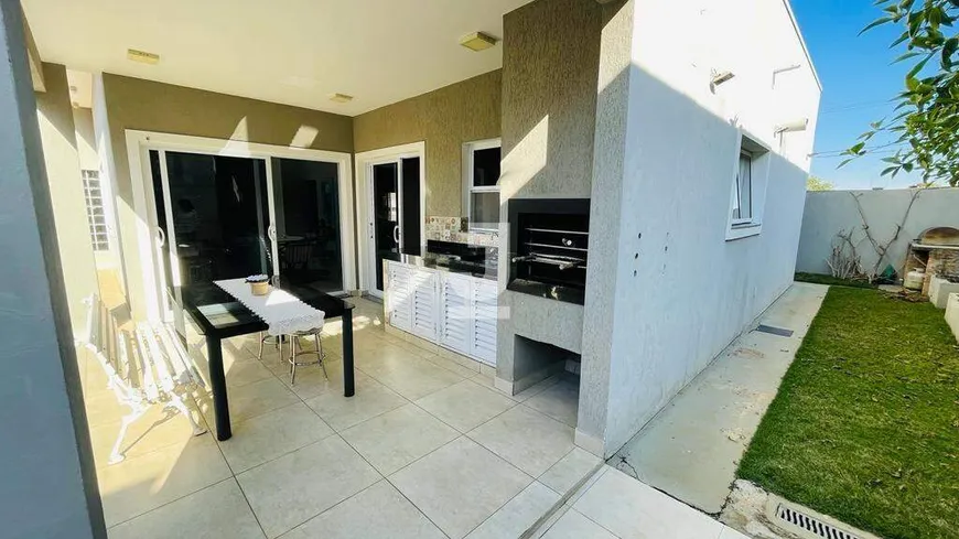 Foto 1 de Casa de Condomínio com 3 Quartos à venda, 210m² em Loteamento Parque dos Alecrins , Campinas