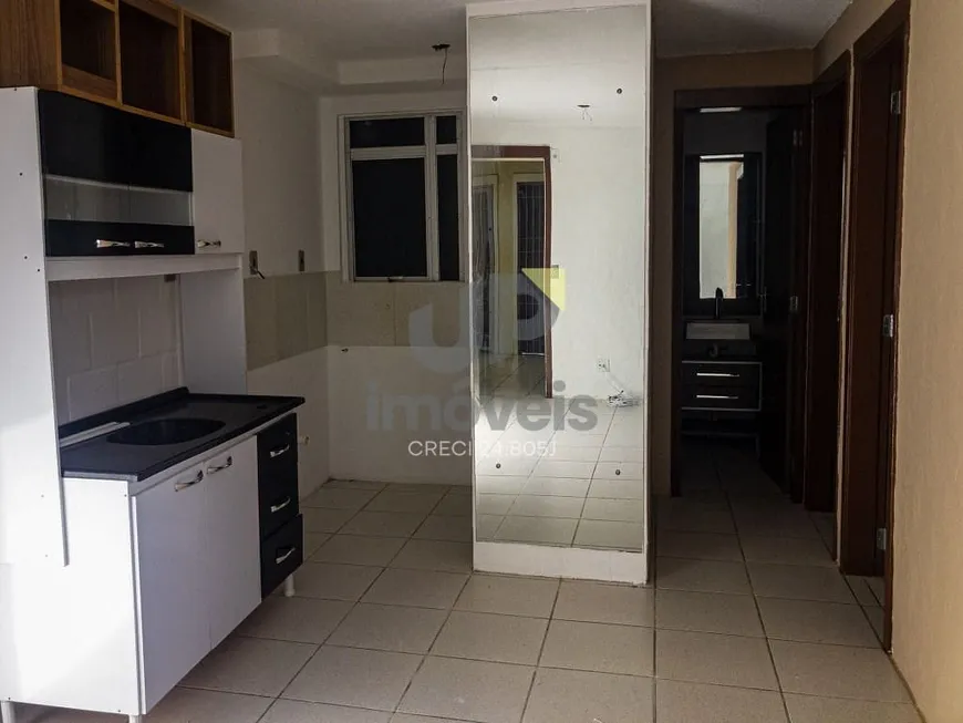 Foto 1 de Apartamento com 2 Quartos à venda, 47m² em Areal, Pelotas