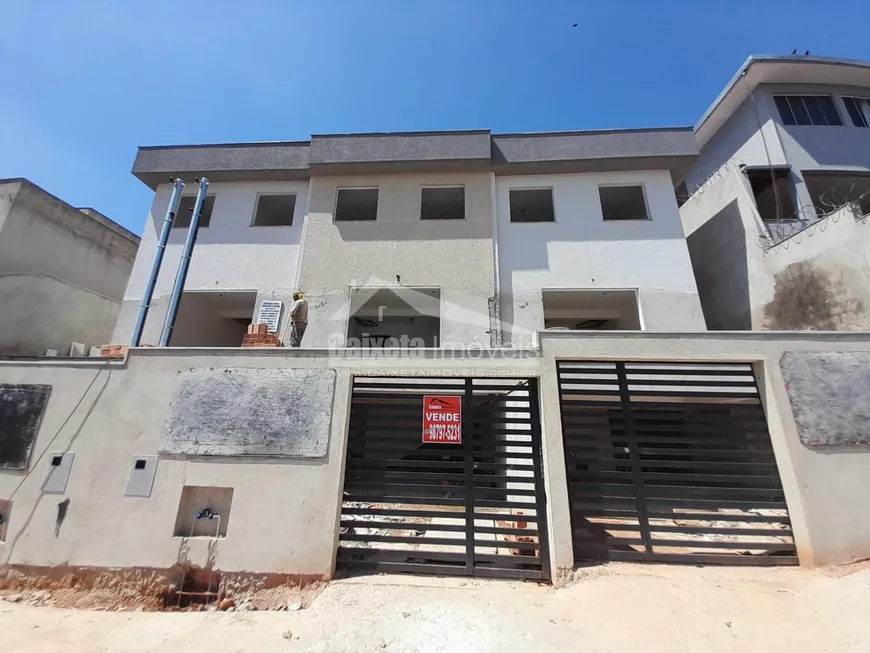 Foto 1 de Casa com 3 Quartos à venda, 130m² em Cabral, Contagem