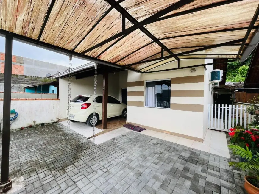 Foto 1 de Casa com 3 Quartos à venda, 115m² em Beira Rio, Guaramirim