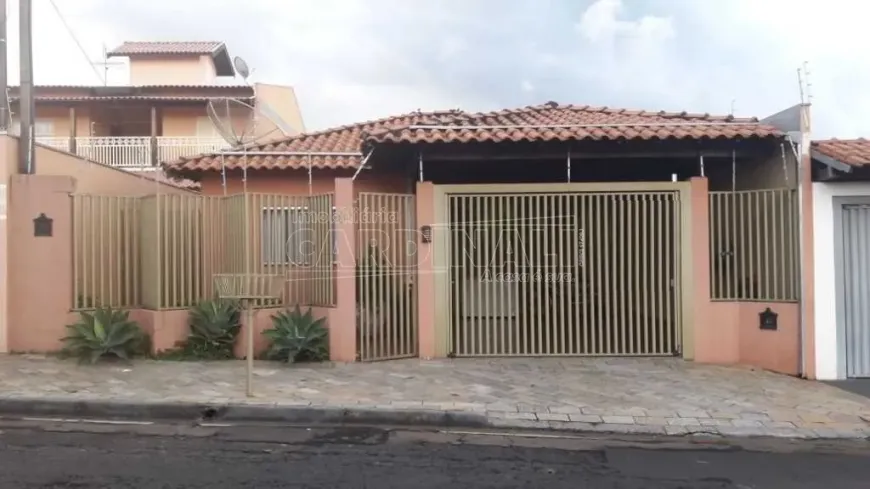 Foto 1 de Casa com 3 Quartos à venda, 185m² em Residencial Itamarati, São Carlos