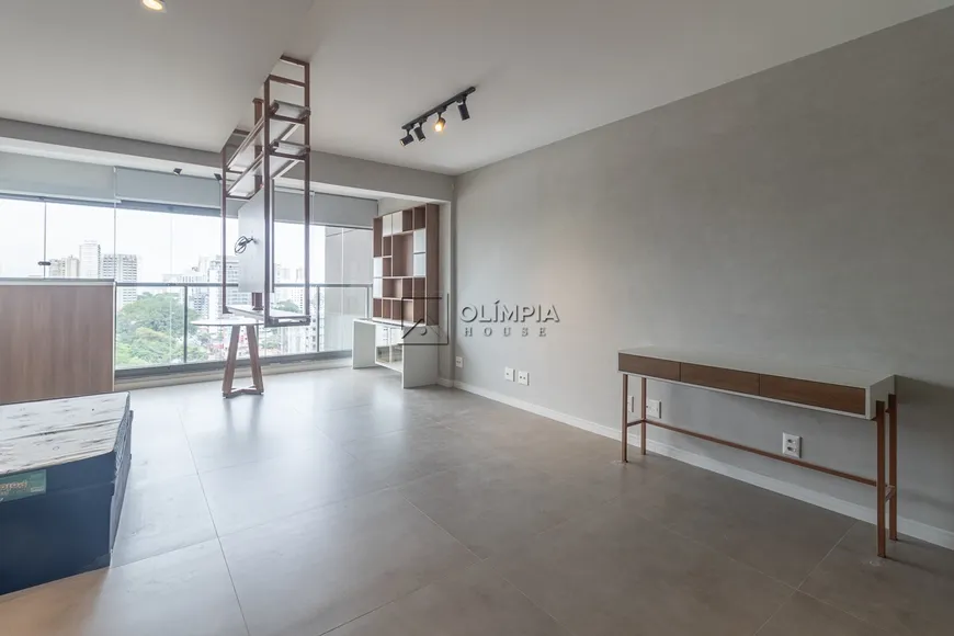 Foto 1 de Apartamento com 1 Quarto à venda, 41m² em Santo Amaro, São Paulo