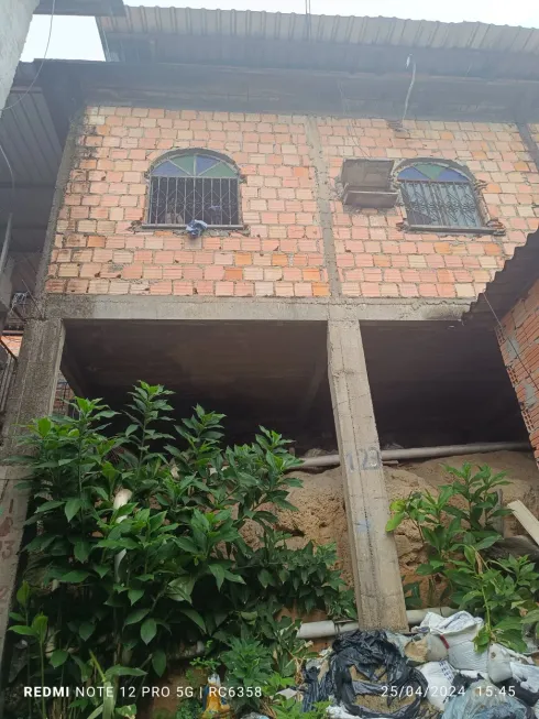 Foto 1 de Casa com 4 Quartos à venda, 180m² em Coroado, Manaus