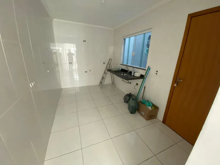 Foto 1 de Casa de Condomínio com 2 Quartos à venda, 50m² em Itaquera, São Paulo