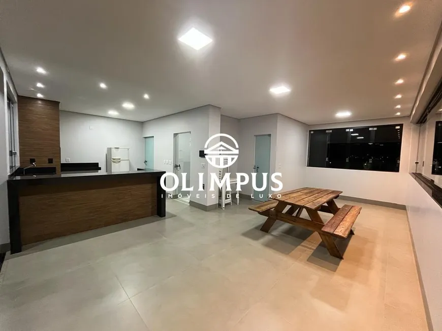Foto 1 de Casa com 3 Quartos à venda, 250m² em Nova Uberlandia, Uberlândia