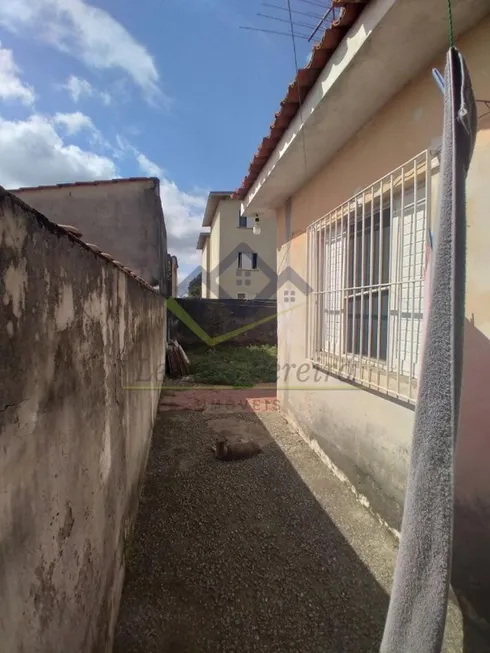 Foto 1 de Casa com 2 Quartos à venda, 114m² em Vila Figueira, Suzano