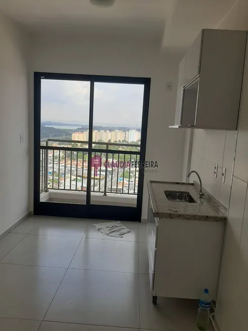 Foto 1 de Apartamento com 2 Quartos para alugar, 38m² em Socorro, São Paulo