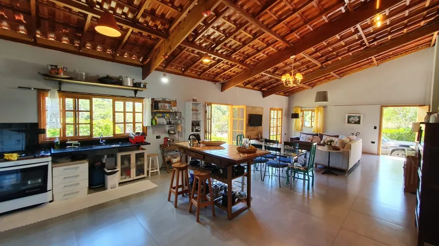 Foto 1 de Casa com 2 Quartos à venda, 180m² em Chacara Recanto Verde, Cotia