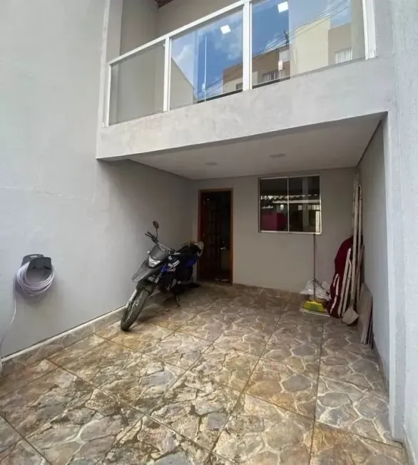 Foto 1 de Casa com 2 Quartos à venda, 20m² em Jaqueline, Belo Horizonte